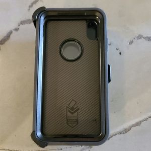 Otterbox defender IPhone XS Max cover
